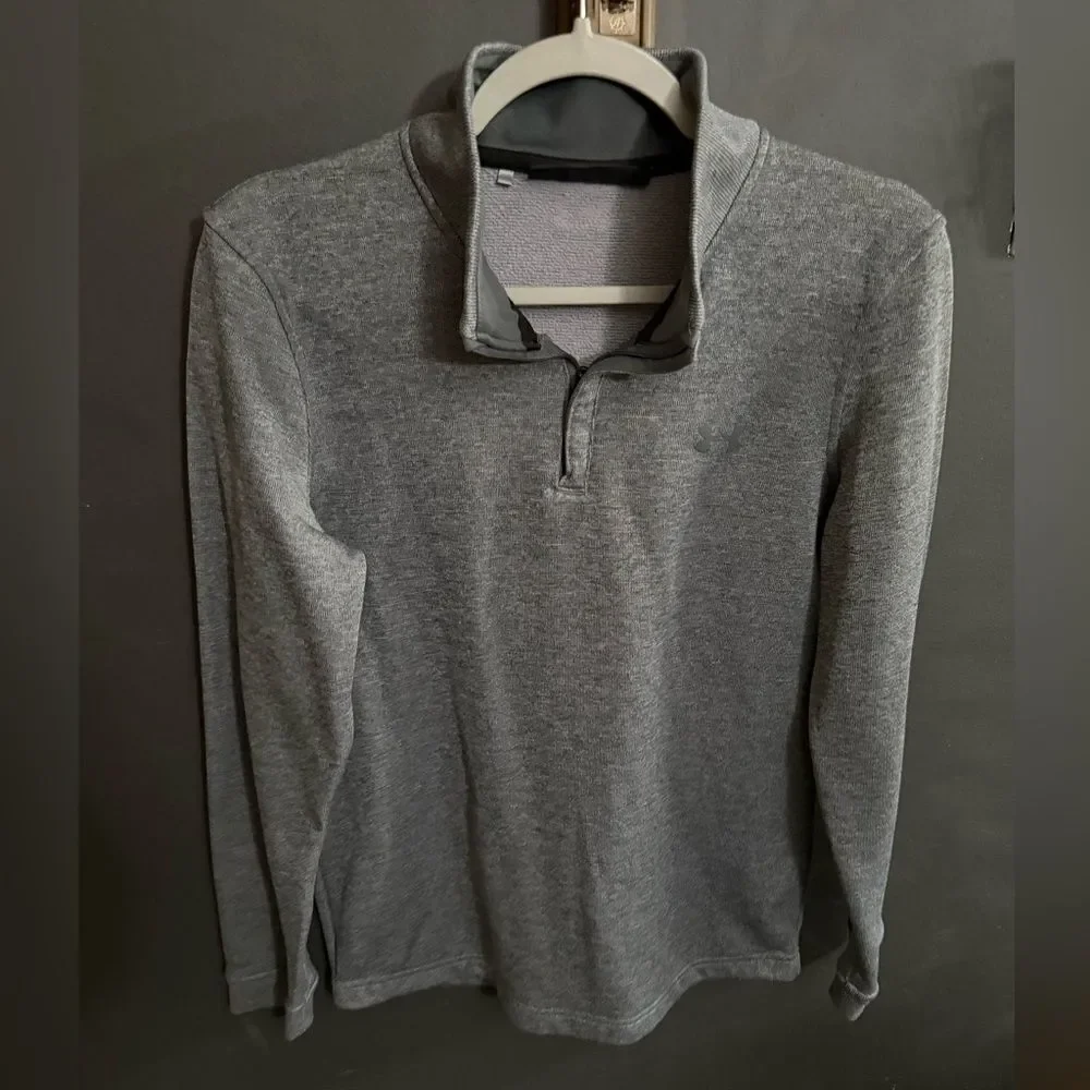 Under Armour Pullover Sweater Quarter Zip Men's Size Small Dark Grey